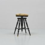 516622 Piano stool